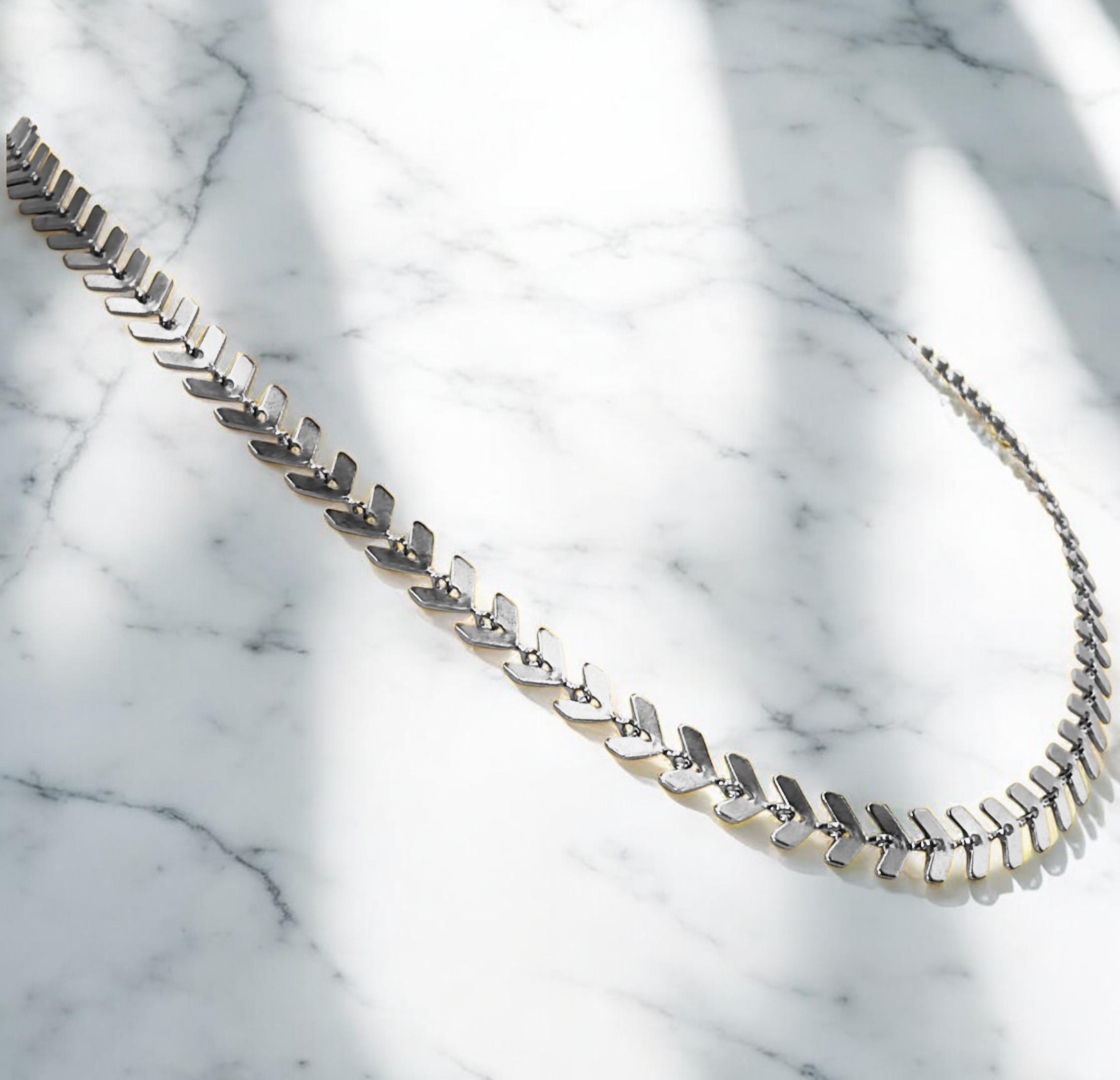 Arrow Necklace ➤ - Image 2