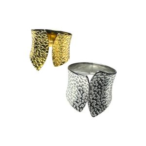 Shield Texture Ring