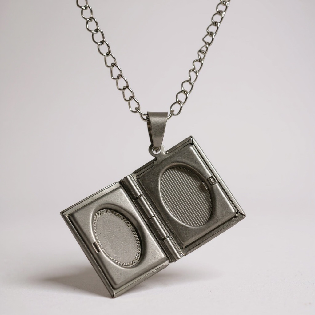 Timeless Memory Locket Necklace - Image 2