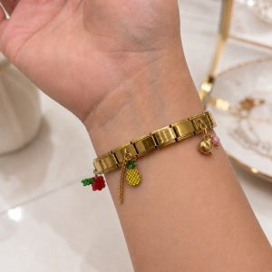 Bracelet